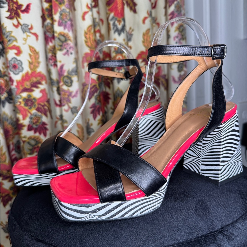 Embassy London Black/White/Pink Long Beach Heels